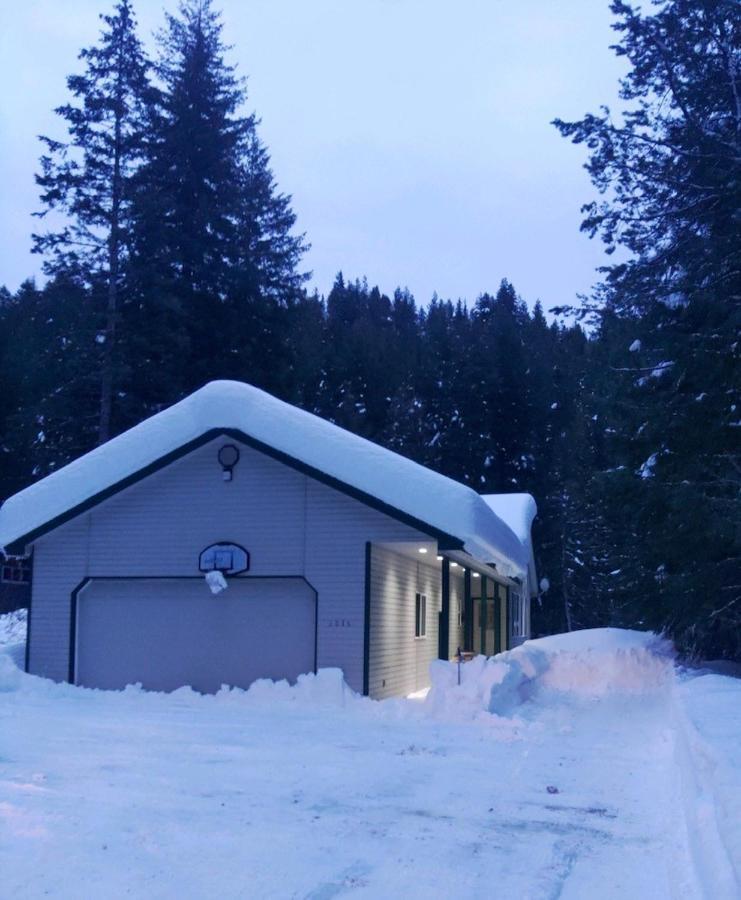 Cozy Riverfront Retreat Левънуърт Екстериор снимка